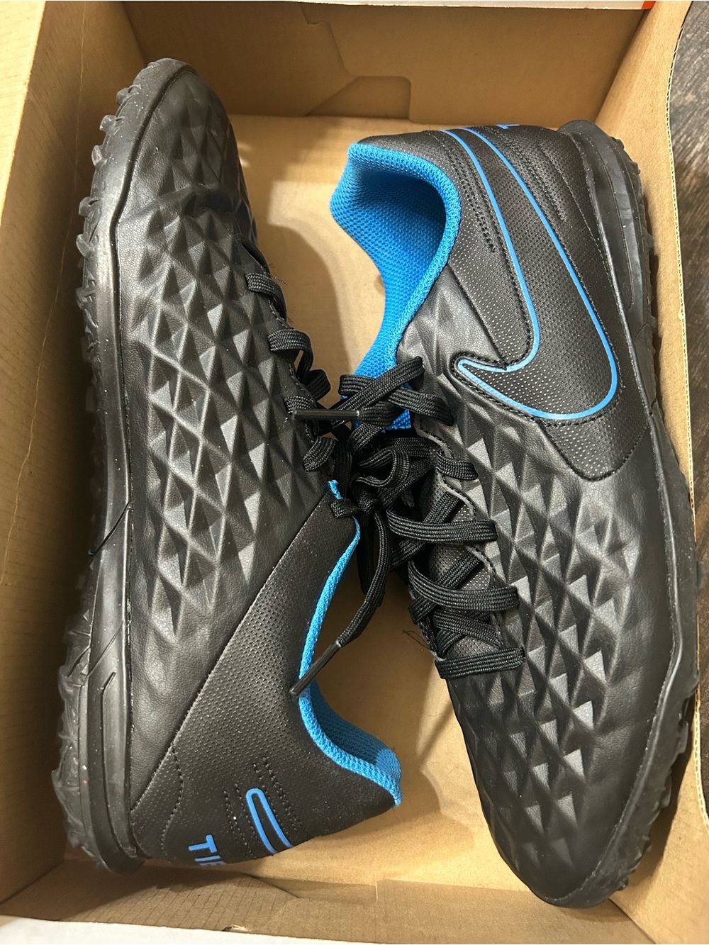 Nike Men's/Women’s Indoor Turf Shoes Blackl with Blue Accents Unisex 8M 9.5W
